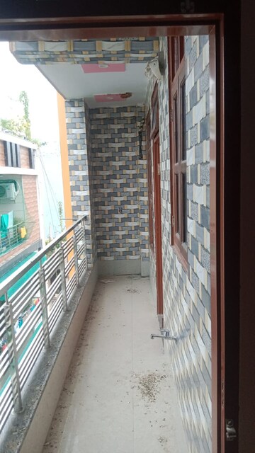 Balcony in 3 BHK Builder Floor at Dwarka Mor – for Rent