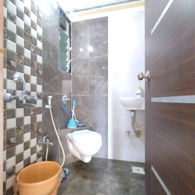 Bathroom, dharti-kailash-tower 2 Bedroom 1020 Sq.Ft. Apartment In Sector 35 Navi Mumbai 8383818