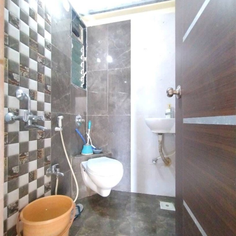 Bathroom, dharti-kailash-tower 2 Bedroom 1020 Sq.Ft. Apartment In Sector 35 Navi Mumbai 8383818