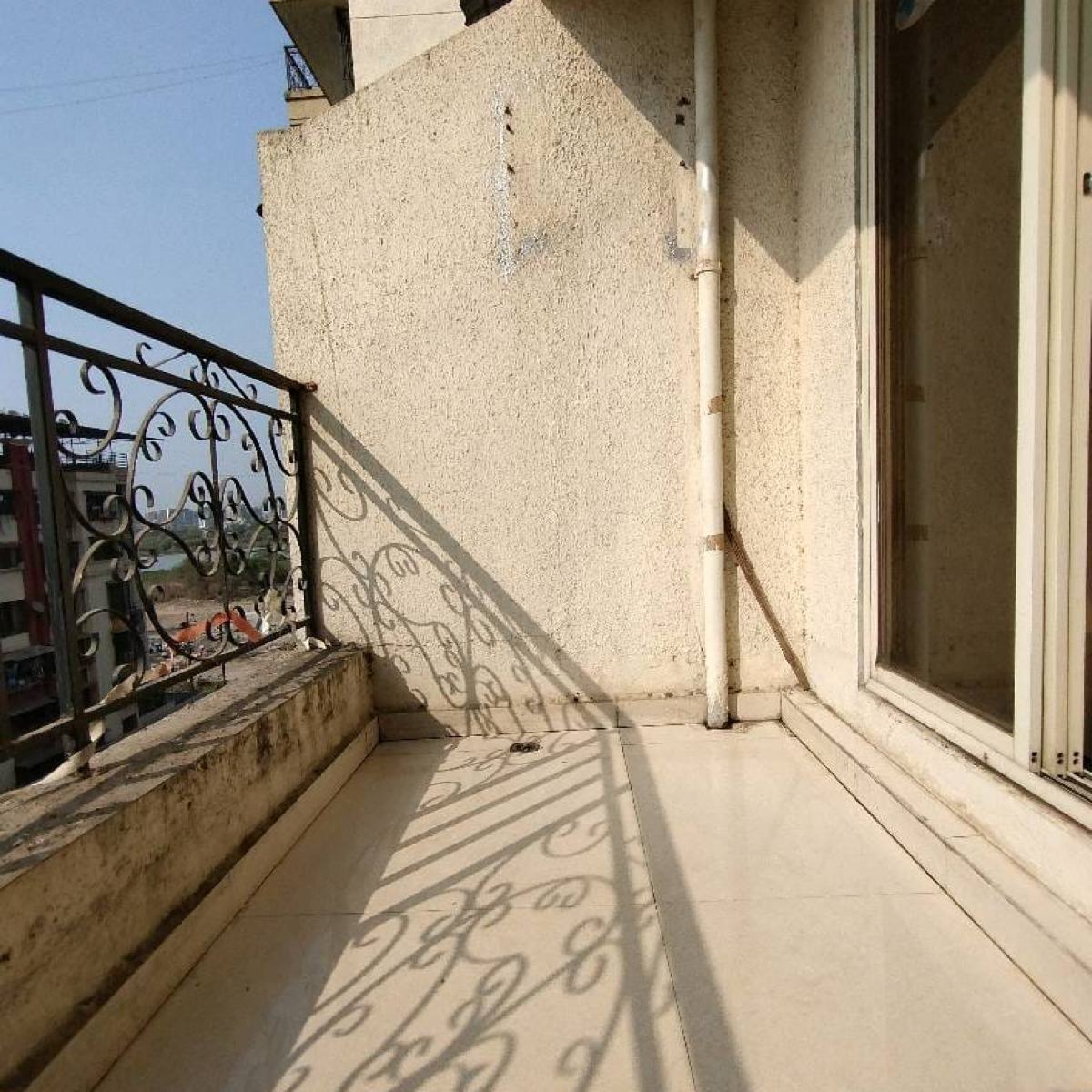 2 BHK 1020 Sq.Ft. Apartment in Dharti Kailash Tower