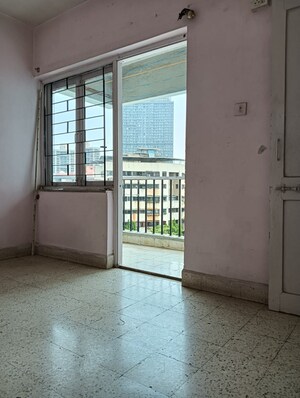 Room in 2 BHK Apartment at Vasant Vihar Complex, Pokhran Road No Two – for Sale