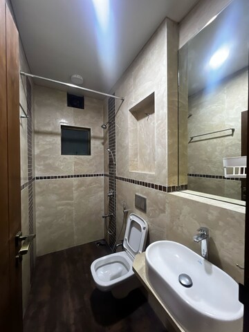 Bathroom in 3 BHK Apartment at Oberoi Realty Woods, Goregaon East – for Rent