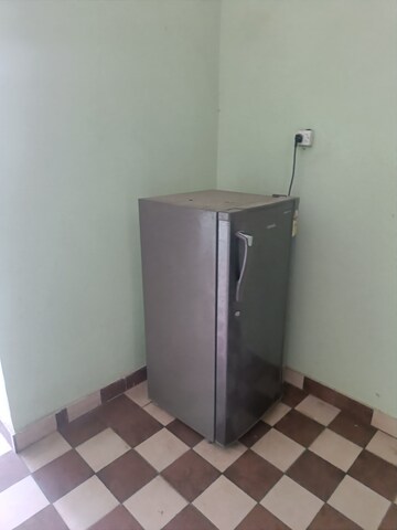 Staircase in 1 RK Builder Floor at Surendra Avenue 69, Sector 69 – for Rent