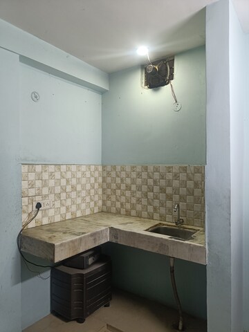 Kitchen in 1 RK Builder Floor at Surendra Avenue 69, Sector 69 – for Rent