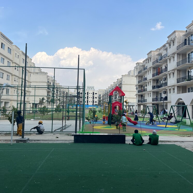 Exterior View, signature-global-park-4-and-5 3 Bedroom 1119 Sq.Ft. Apartment In Sohna Sector 34 Gurgaon 8383909