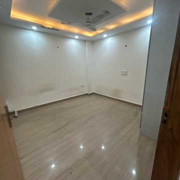 Room in 1 BHK Builder Floor at Masjid Moth – for Rent