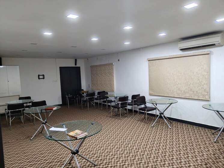 Team Area, vadapalani Commercial Office Space in IT/SEZ 1500 Sq.Ft. In Vadapalani Chennai 8383993