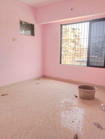 Room in 2 BHK Apartment at Hawares Nirmiti, Khandeshwar – for Rent