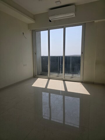 Room in 2 BHK Apartment at Dudhawala Proxima Residences, Andheri East – for Rent