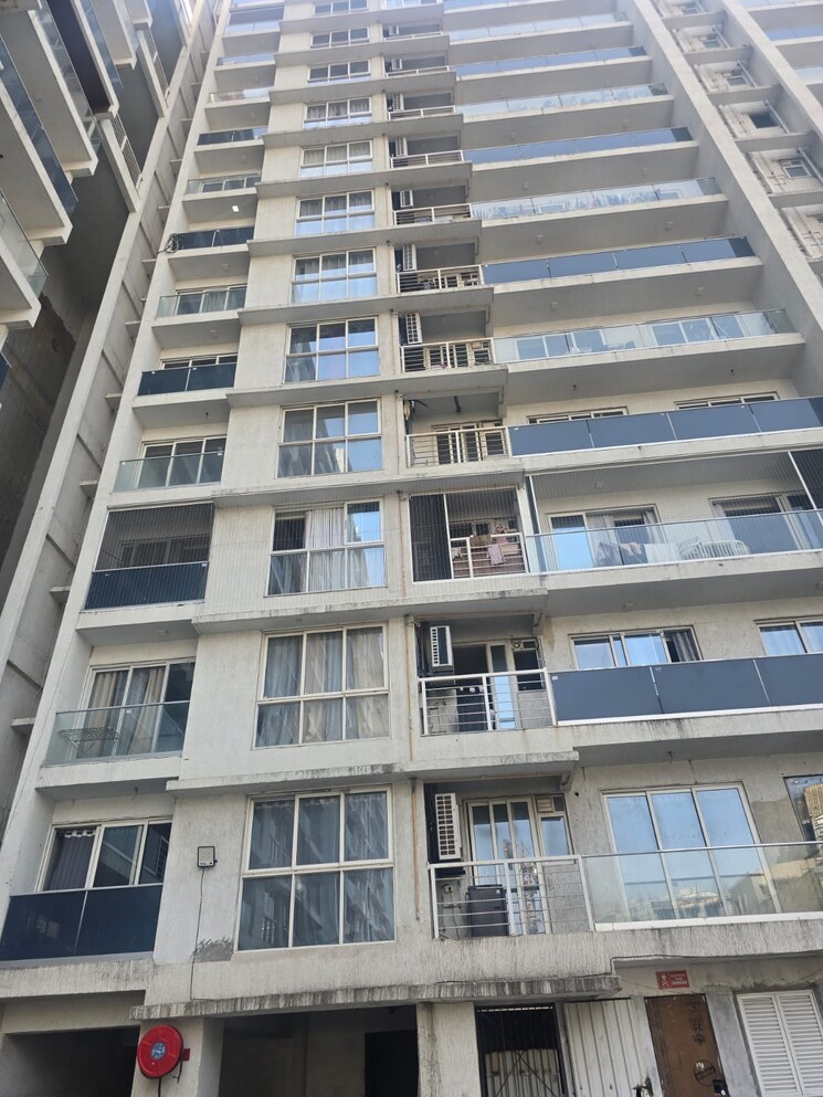 Exterior View, dudhawala-proxima-residences 2 Bedroom 867 Sq.Ft. Apartment In Andheri East Mumbai 8384018