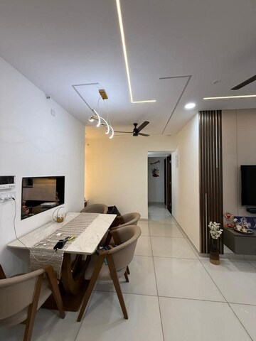 Master Bedroom in 2.5 BHK Apartment at Yashwin Orizzonte, Kharadi – for Rent