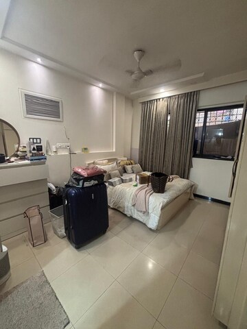 Master Bedroom in 4 BHK Apartment at Evershine Cosmic, Andheri West – for Rent