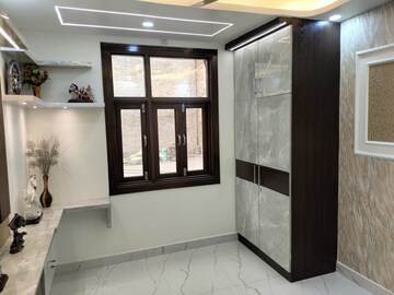 Room in 2 BHK Builder Floor at Uttam Nagar West – for Sale