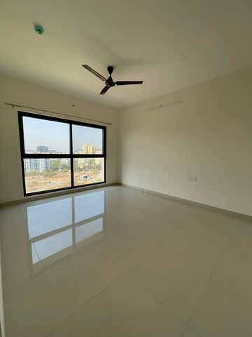 Room in 3 BHK Apartment at Gagan Avencia, Kharadi – for Rent
