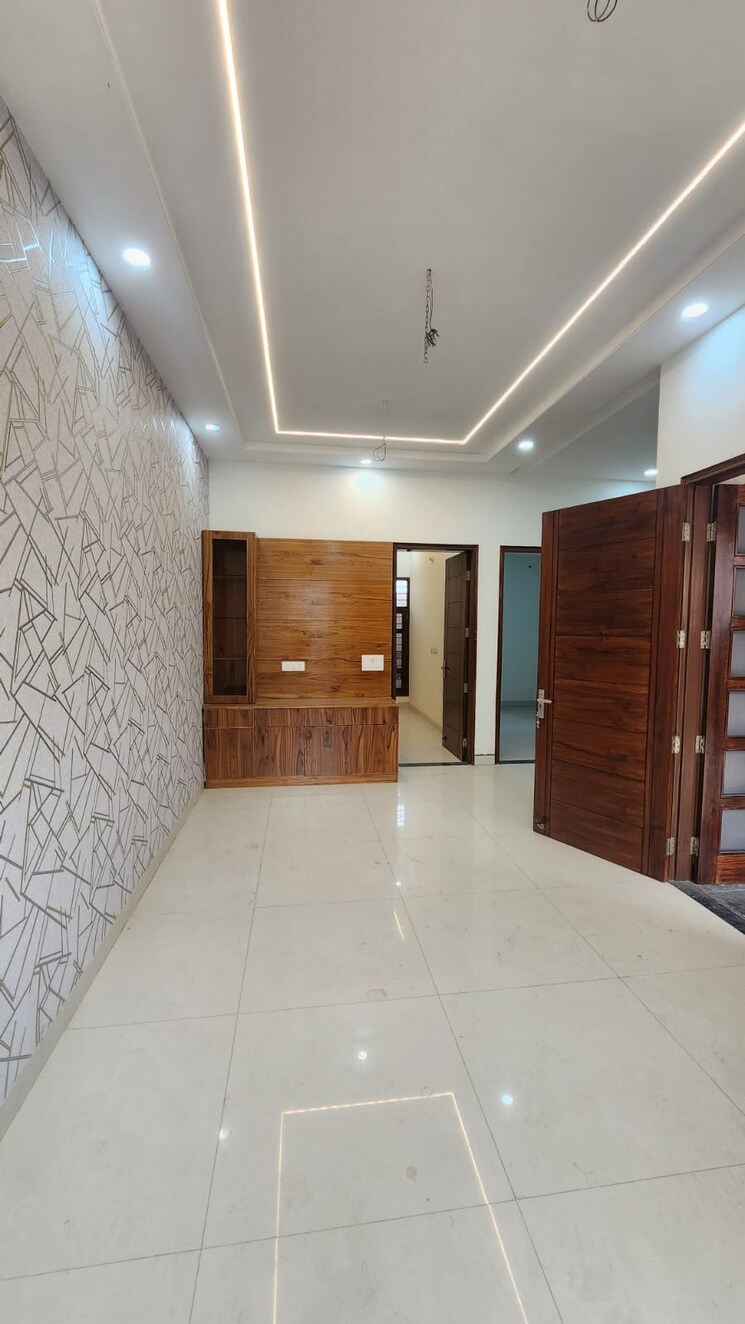 Living Room, dera bassi 2 Bedroom 1000 Sq.Ft. Apartment In Dera Bassi Mohali 8384069