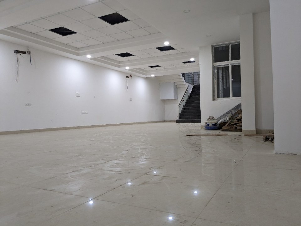 Office Space For Rent in Gomti Nagar