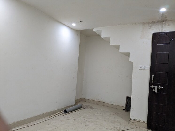 Team Area, gomti nagar Commercial Office Space 2000 Sq.Ft. In Gomti Nagar Lucknow 8379821