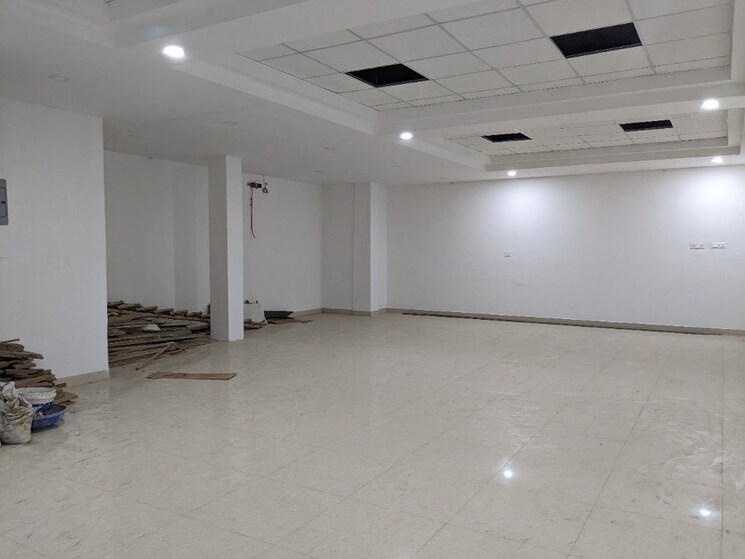 Team Area, gomti nagar Commercial Office Space 2000 Sq.Ft. In Gomti Nagar Lucknow 8379821