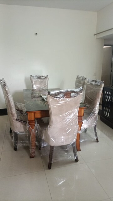 Master Bedroom in 3 BHK Builder Floor at Unitech South City II, Sector 50 – for Rent