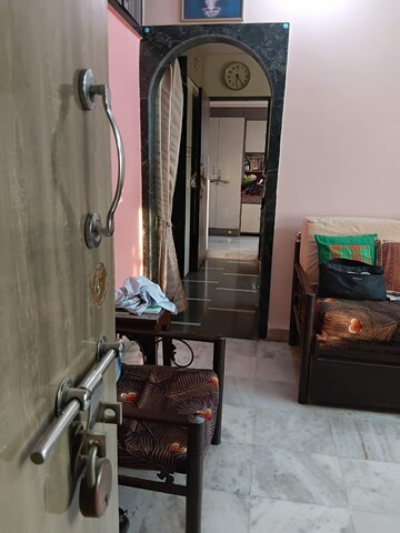 Gym in 1 BHK Apartment at Vile Parle East – for Sale