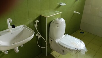 Bathroom in 4 BHK Apartment at Insight Nandana, Sampigehalli – for Rent