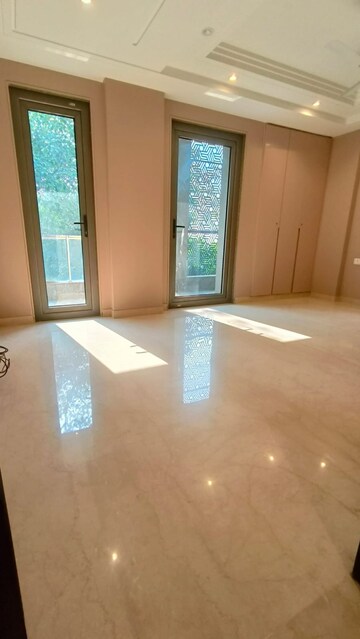 Room in 4 BHK Builder Floor at Greater Kailash ii – for Sale