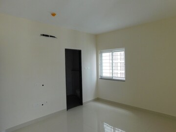 Room in 3 BHK Apartment at Poulomi Avante, Kokapet – for Sale