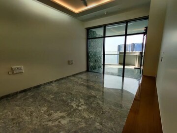Room in 4 BHK Apartment at Omkar 1973, Worli – for Sale