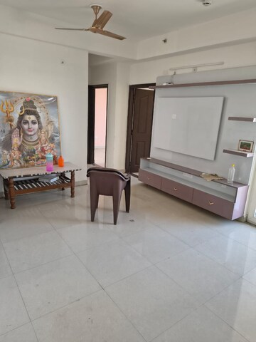 Parking in 3 BHK Apartment at Ocean Golden I, Tech Zone 4 Greater Noida – for Rent