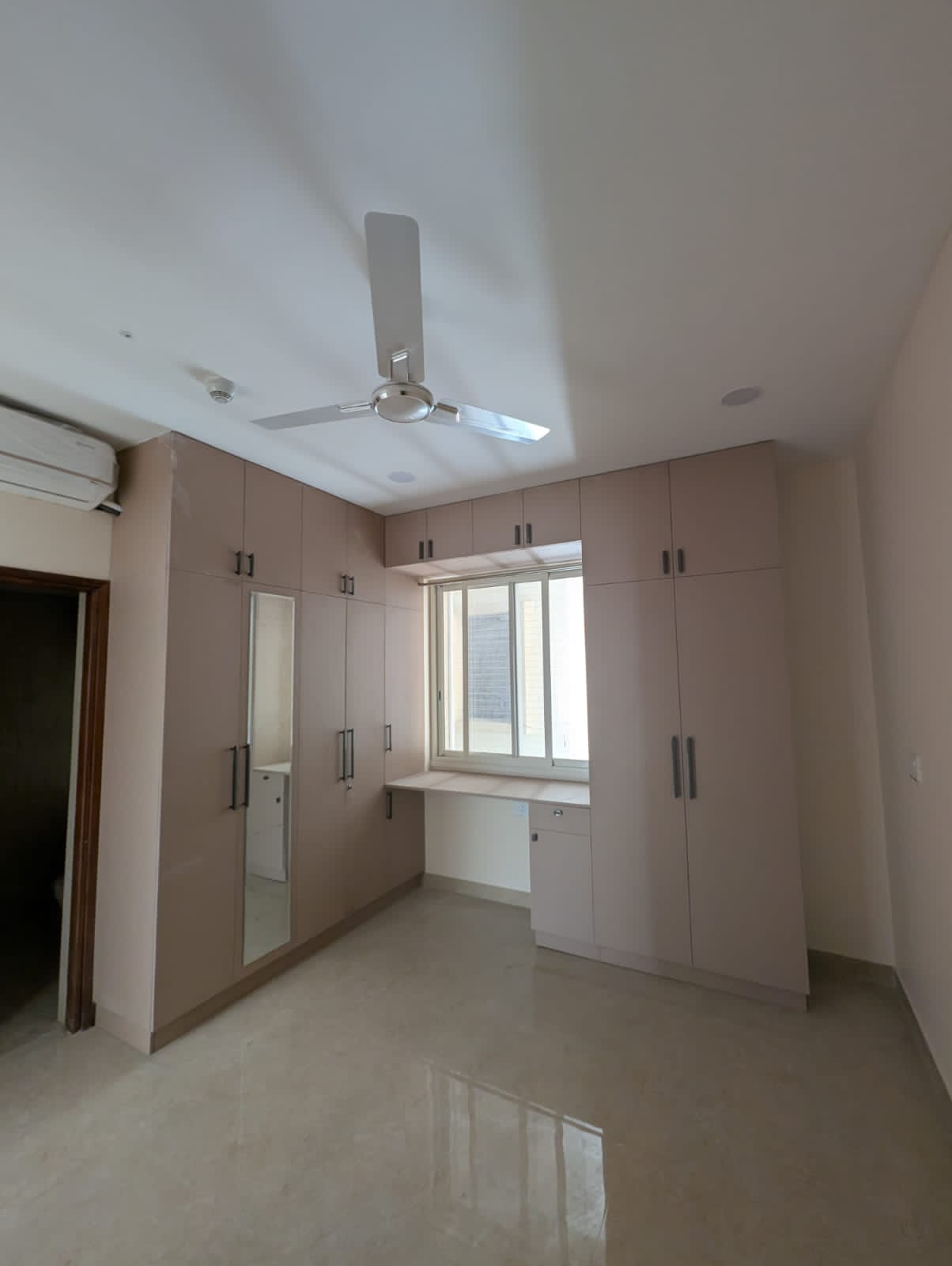 3 BHK + Pooja Room Apartment For Rent in Aurobindo Galaxy