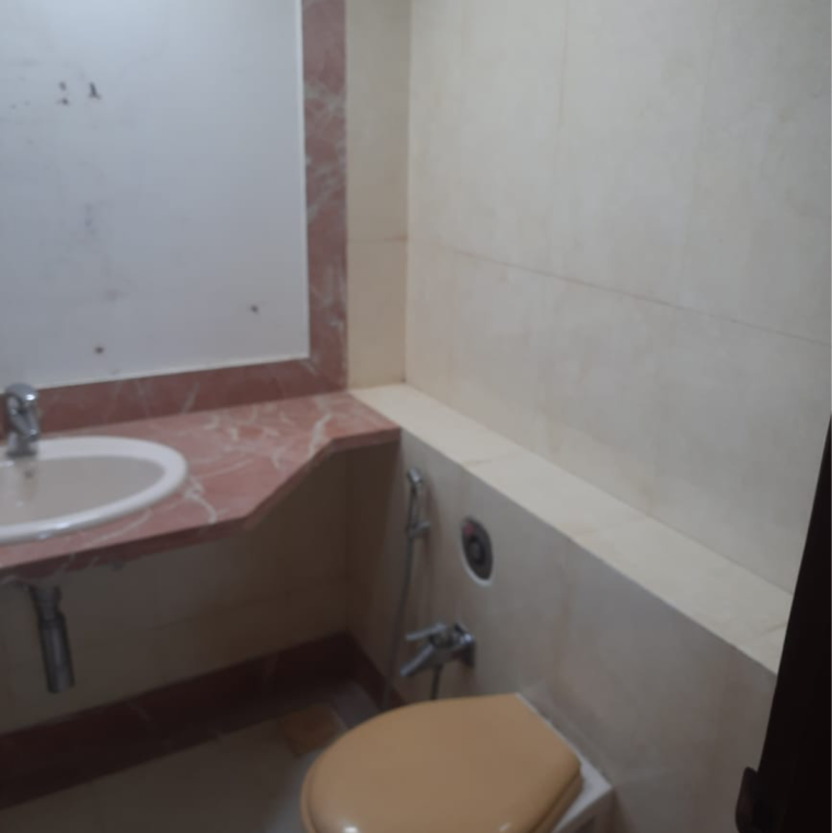 Bathroom, seawoods sector 36 4 Bedroom 2700 Sq.Ft. Apartment In Seawoods Sector 36 Navi Mumbai 8384318