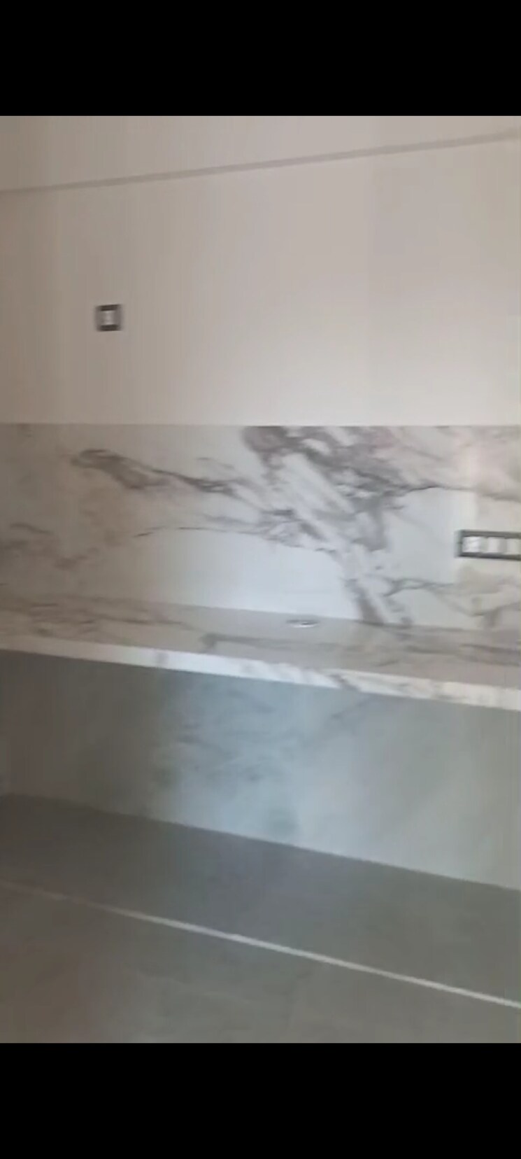 Bathroom, lodha-vista 1 Bedroom 450 Sq.Ft. Apartment In Lower Parel Mumbai 8384322