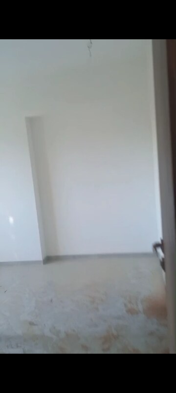 Room in 1 BHK Apartment at Lodha Vista, Lower Parel – for Rent