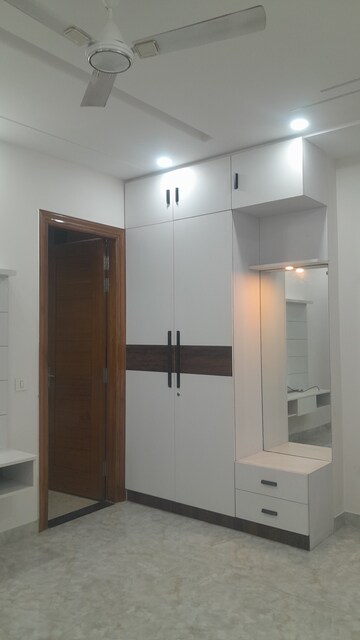 3 BHK Builder Floor For Rent in Unitech South City II, Sector 50