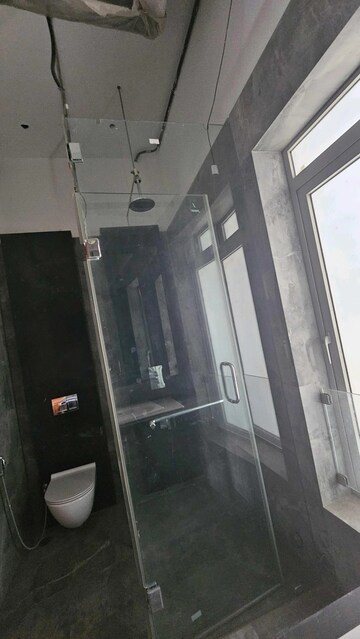 Furnished Amenities in 4 BHK Apartment at Kalpataru Avana, Parel – for Sale
