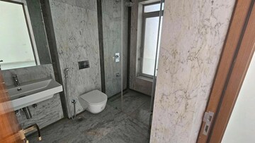 Bathroom in 4 BHK Apartment at Kalpataru Avana, Parel – for Sale