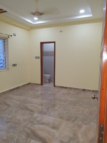 Room in 3 BHK Apartment at Kay Arr Norris Cottage, Richmond Town – for Rent