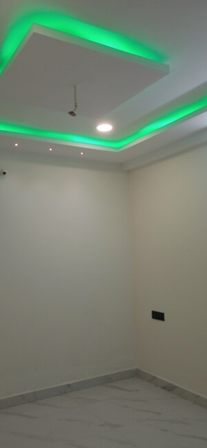 Furnished Amenities in 3 BHK Apartment at Red Hills – for Sale