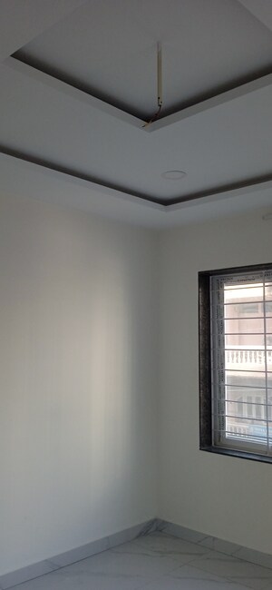 Room in 3 BHK Apartment at Red Hills – for Sale