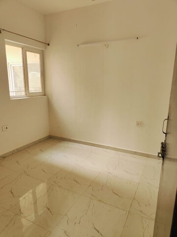 Room in 2 BHK Apartment at Pivotal Paradise, Sector 62 – for Rent
