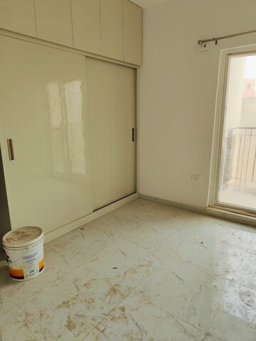 2 BHK Apartment For Rent in Pivotal Paradise, Sector 62