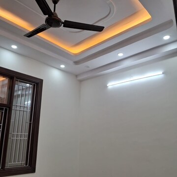 Furnished Amenities in 1 BHK Apartment at Dashrath Puri – for Sale