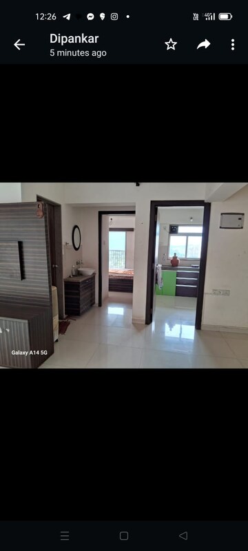 Room in 1 BHK Apartment at Sai Marigold CHSL, Kavesar – for Rent