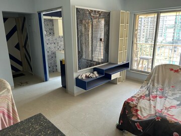 Living Room in 2 BHK Apartment at Unique Poonam Estate Cluster 2, Mira Road – for Rent