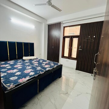 Bedroom in 1 BHK Builder Floor at Saket – for Rent