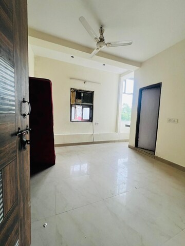 1 RK Builder Floor For Rent in Saket
