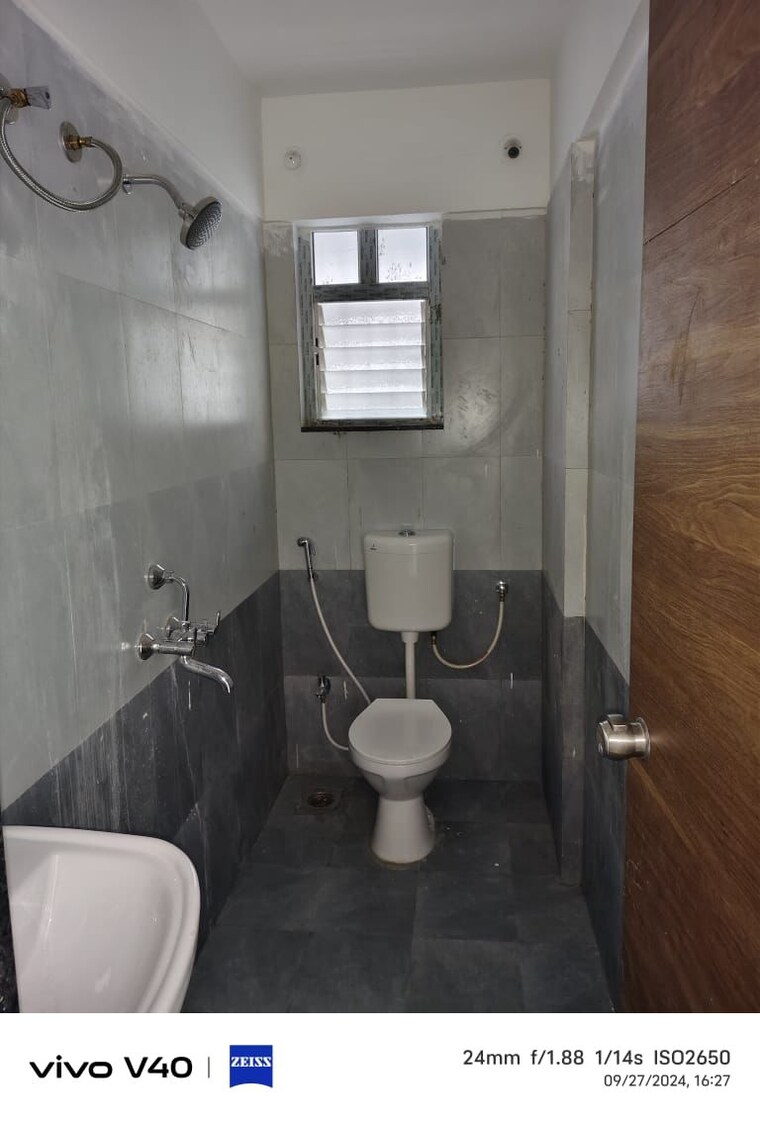 Bathroom, kothari-orchid 1 Bedroom 610 Sq.Ft. Apartment In Viman Nagar Pune 8384521