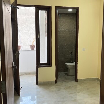 1 BHK Builder Floor For Rent in Saket