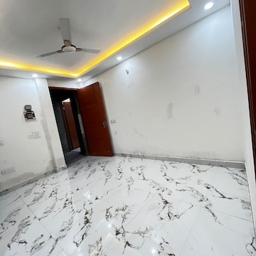Bedroom in 1 BHK Builder Floor at Saket – for Rent