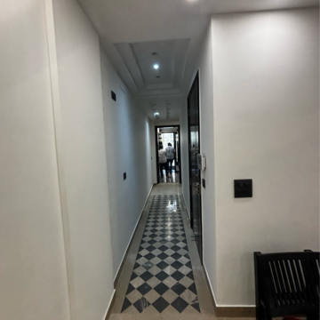 Building Lobby in 2 BHK Builder Floor at Malviya Nagar – for Rent
